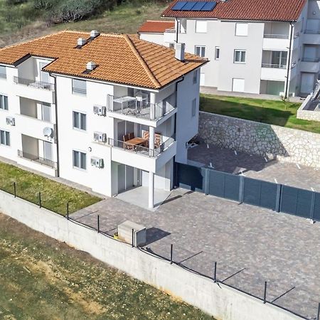 Apartment Lana Baska  Luaran gambar