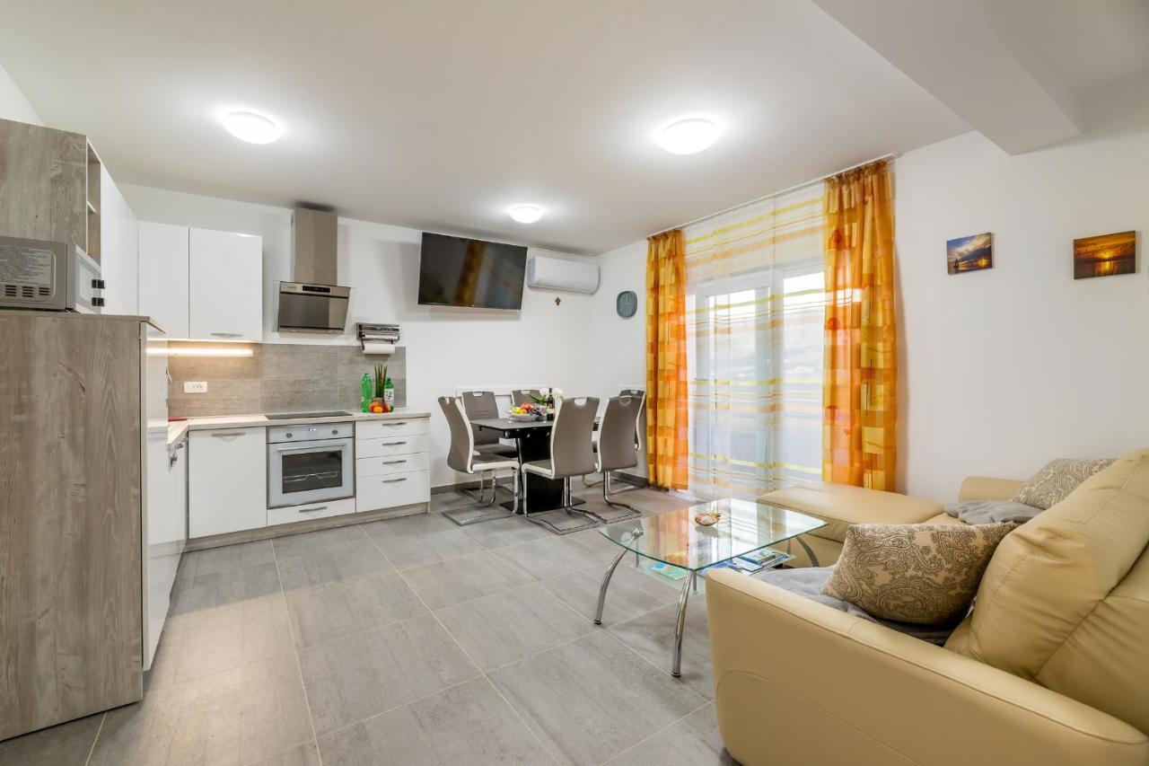 Apartment Lana Baska  Luaran gambar
