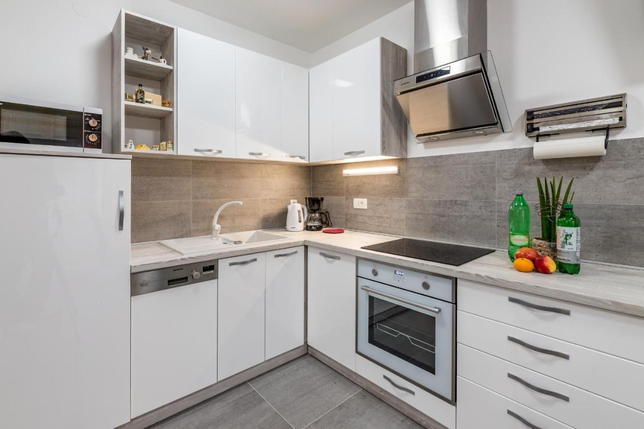 Apartment Lana Baska  Luaran gambar